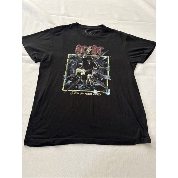 Vintage AC/DC tshirt teeshirt. Size L - Picture 5 of 7